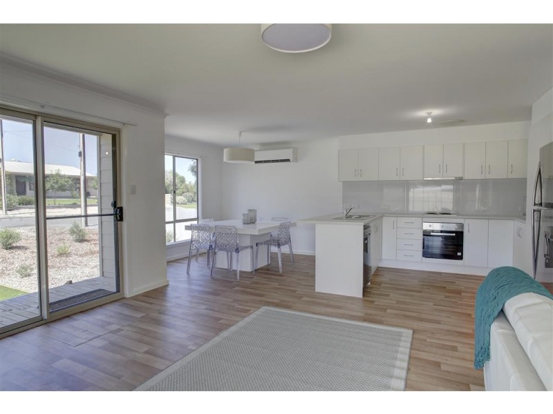 40 Greenly Avenue, Coffin Bay SA 5607