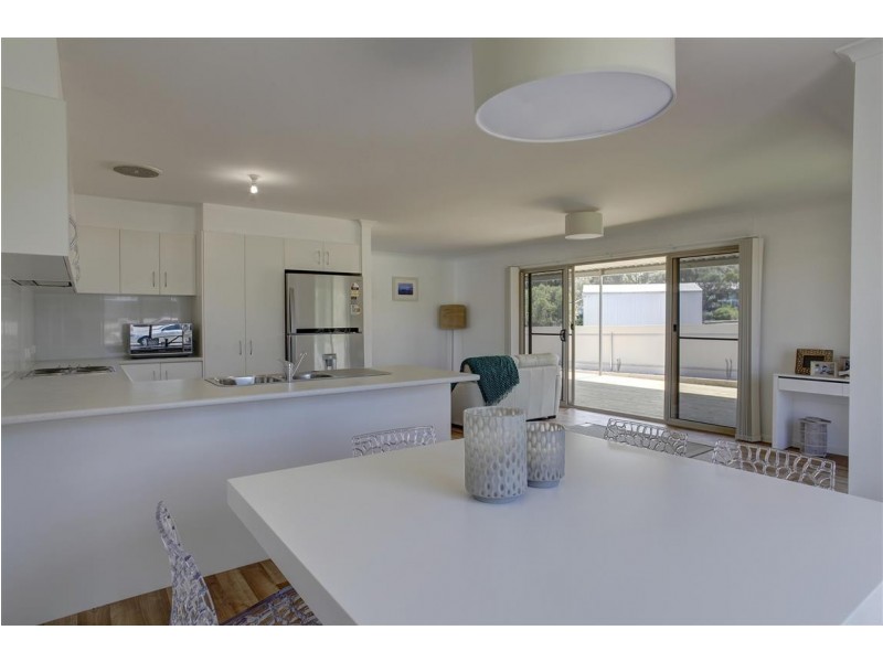 40 Greenly Avenue, Coffin Bay SA 5607