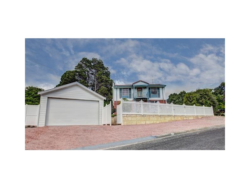 9 Denmark Drive, Port Lincoln SA 5606