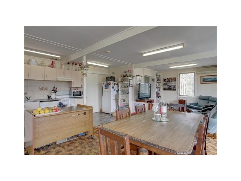 77 Greenly Avenue, Coffin Bay SA 5607