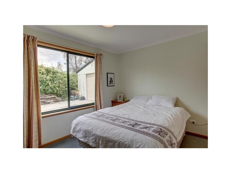 77 Greenly Avenue, Coffin Bay SA 5607