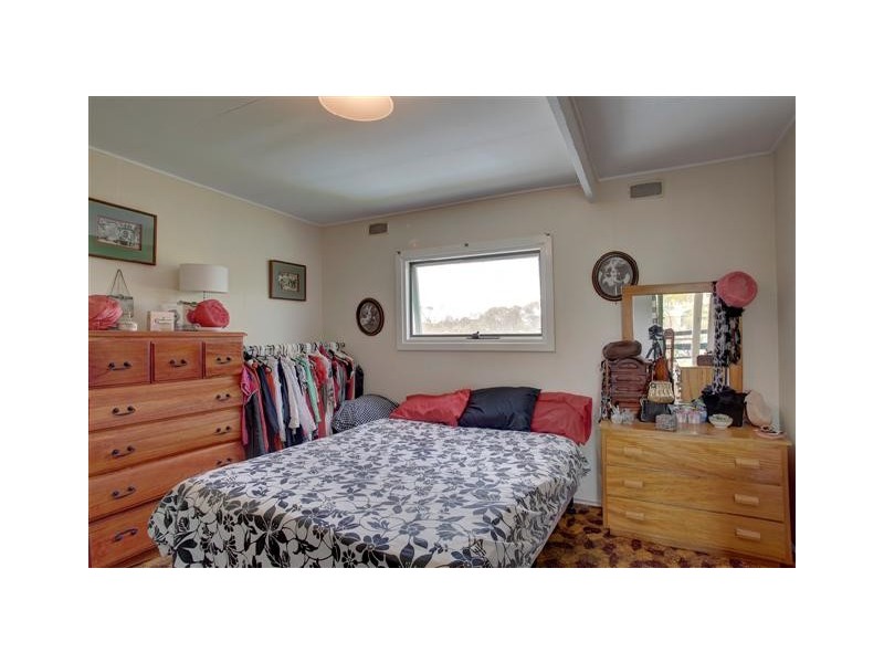 77 Greenly Avenue, Coffin Bay SA 5607