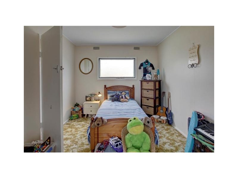 77 Greenly Avenue, Coffin Bay SA 5607