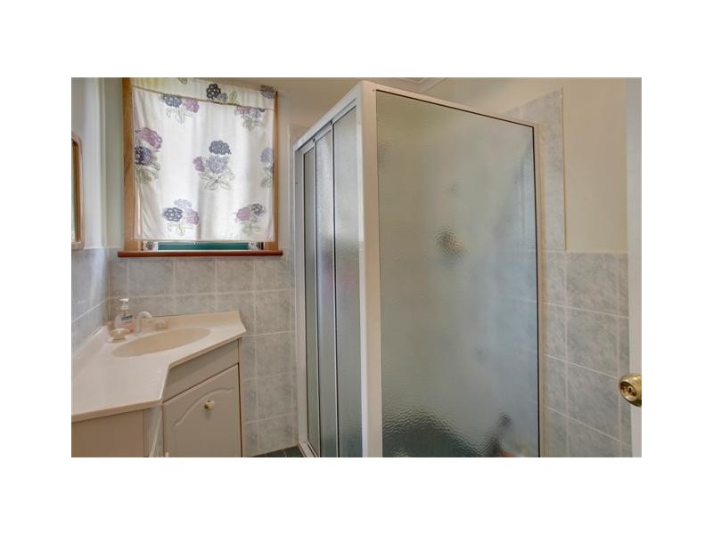 77 Greenly Avenue, Coffin Bay SA 5607