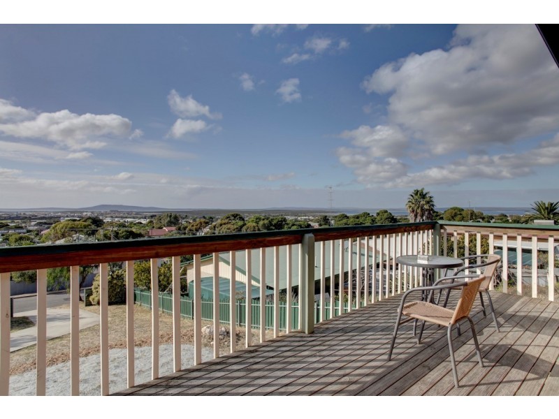 22 Kiama Avenue, Port Lincoln SA 5606