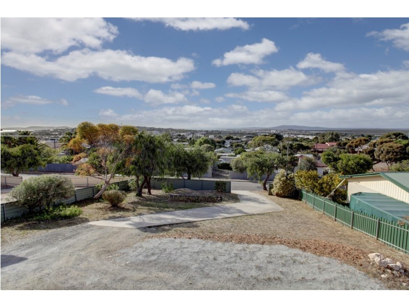 22 Kiama Avenue, Port Lincoln SA 5606