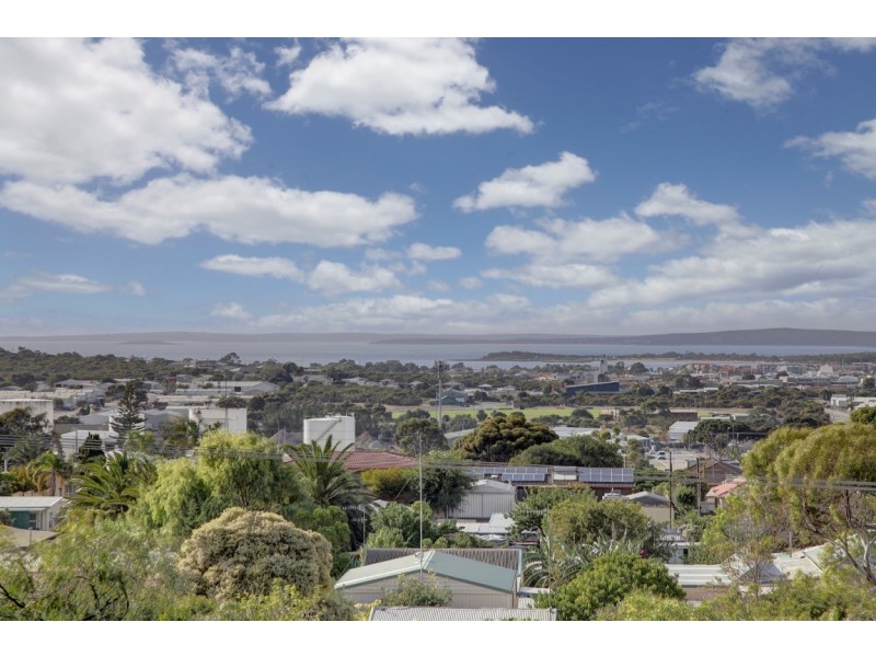 22 Kiama Avenue, Port Lincoln SA 5606