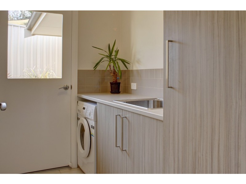 Unit 2 / 2 Shields Street, Port Lincoln SA 5606