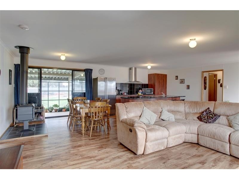21 Natasha Drive, Poonindie SA 5607
