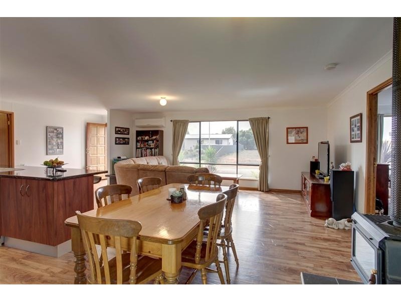 21 Natasha Drive, Poonindie SA 5607