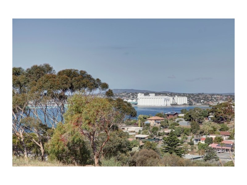 30 Valley View Road, Port Lincoln SA 5606