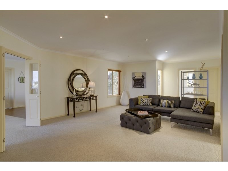 30 Valley View Road, Port Lincoln SA 5606