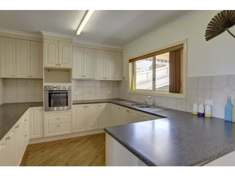 30 Valley View Road, Port Lincoln SA 5606