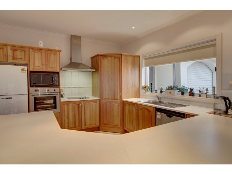 8/33 South Point Drive, Port Lincoln SA 5606
