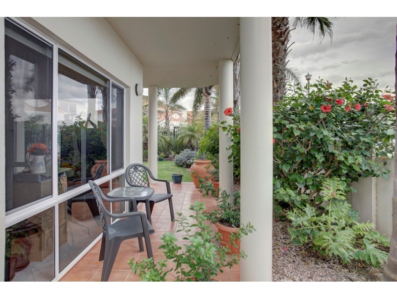 8/33 South Point Drive, Port Lincoln SA 5606