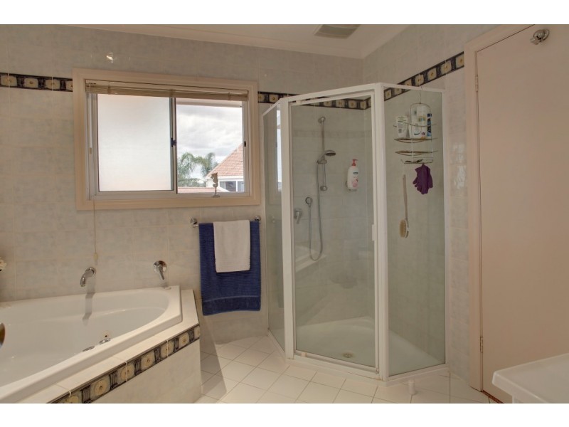 8/33 South Point Drive, Port Lincoln SA 5606