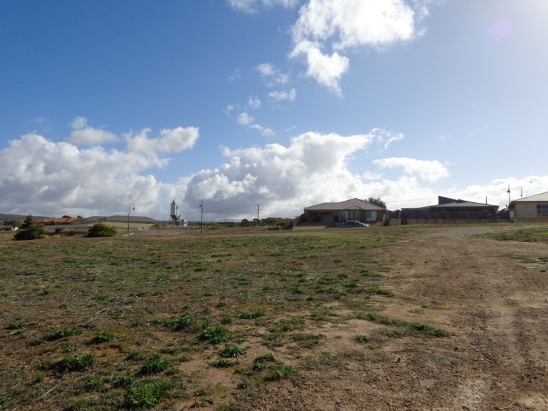 8 Windamere Crescent, Port Lincoln SA 5606