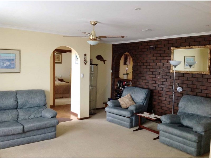 5 Walkley Road, Port Lincoln SA 5606