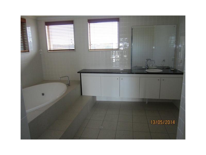 12/18 Sandy Point Drive, Port Lincoln SA 5606