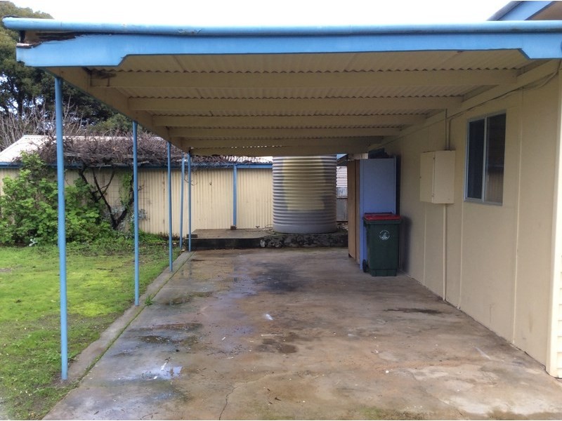 46 Flinders Ave, Coffin Bay SA 5607