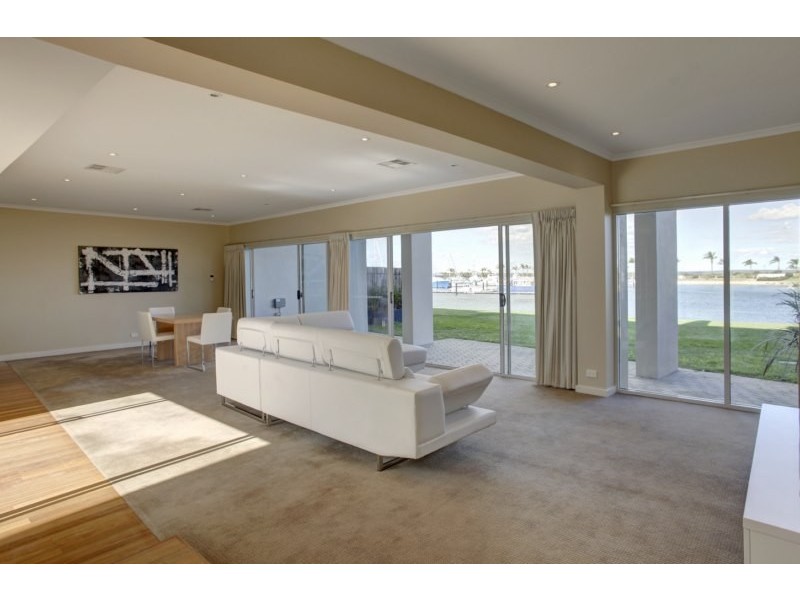 2/16 Laguna Drive, Port Lincoln SA 5606