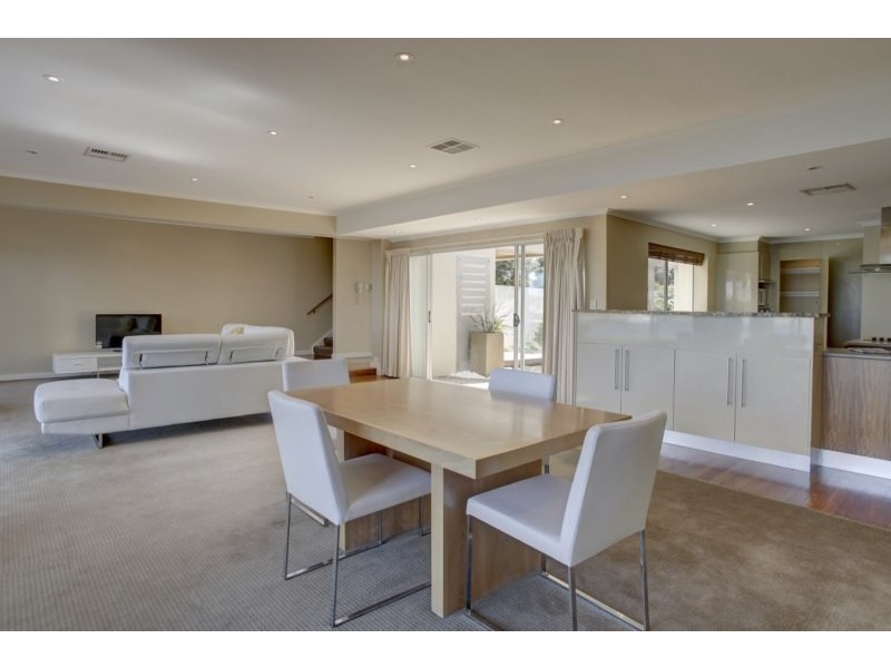 2/16 Laguna Drive, Port Lincoln SA 5606