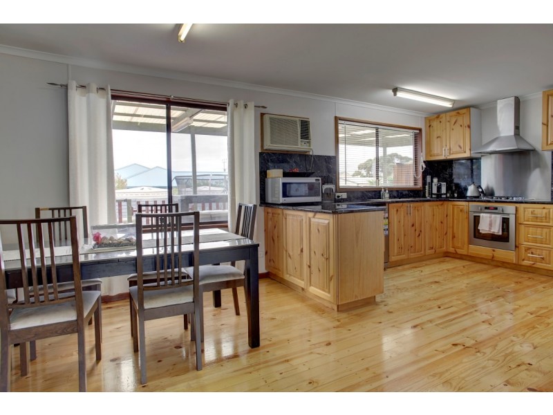 33 Coral Street, Port Lincoln SA 5606