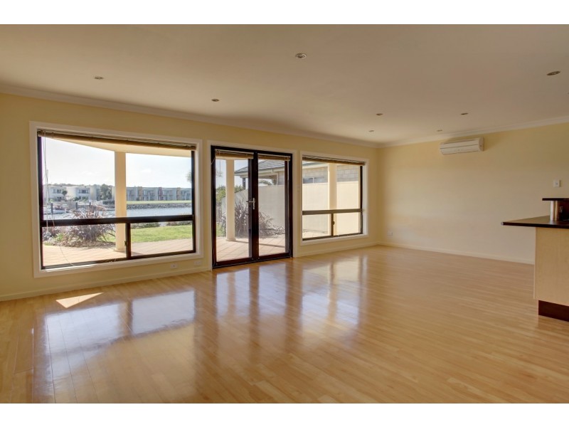 2/5 Sailfish Drive, Port Lincoln SA 5606