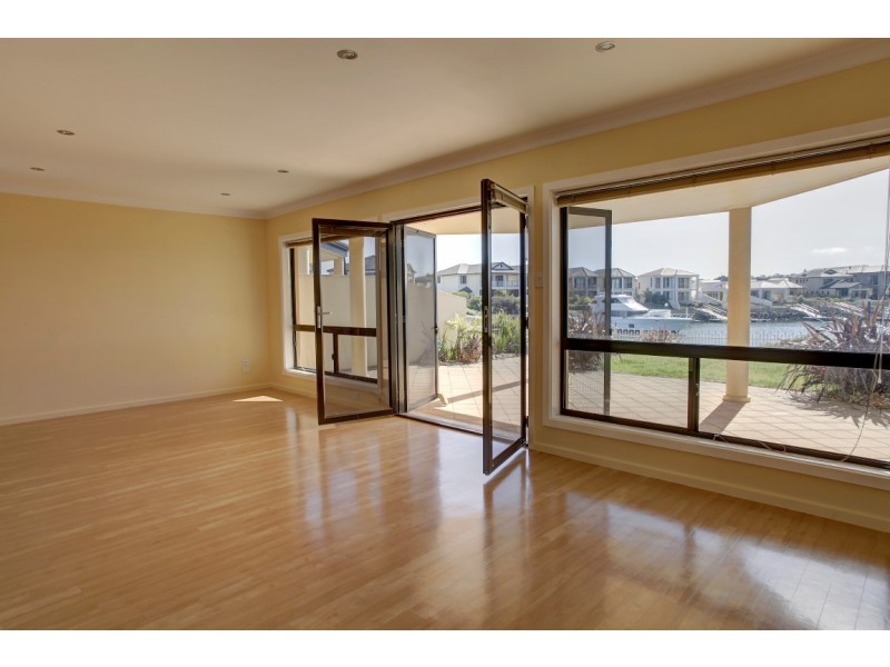 2/5 Sailfish Drive, Port Lincoln SA 5606