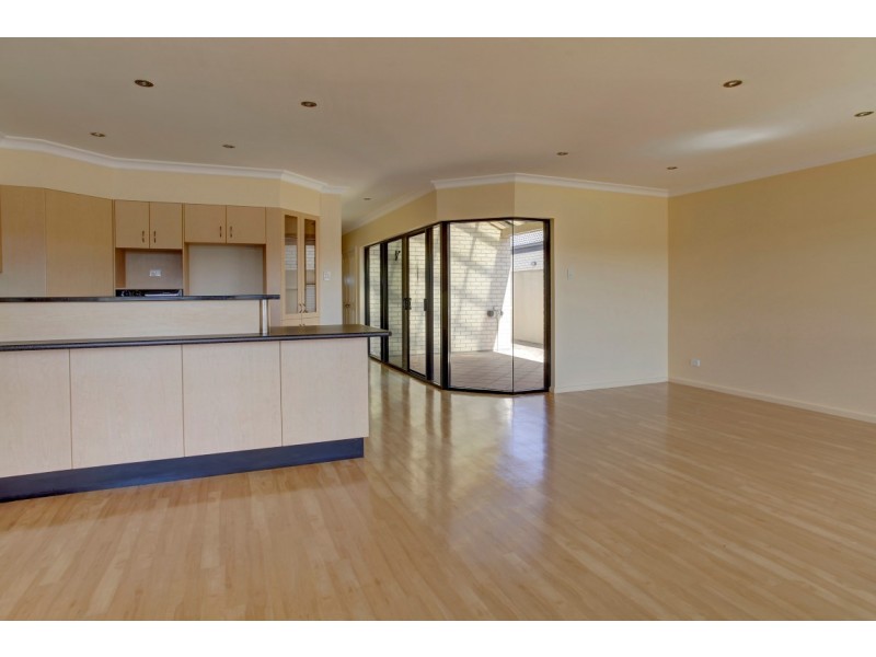 2/5 Sailfish Drive, Port Lincoln SA 5606