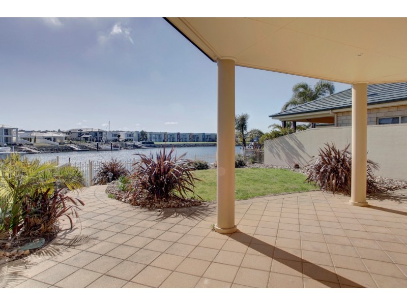 2/5 Sailfish Drive, Port Lincoln SA 5606