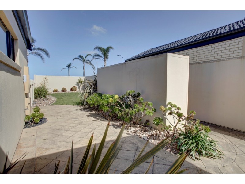 2/5 Sailfish Drive, Port Lincoln SA 5606
