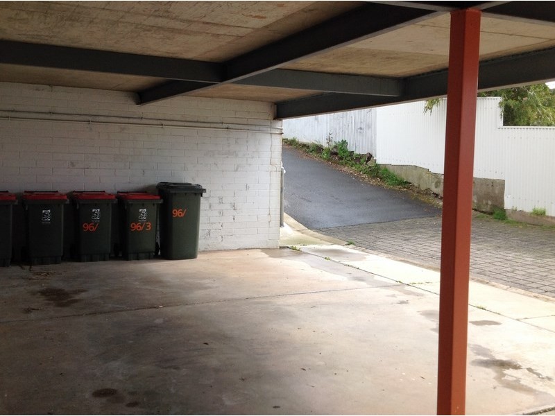 2/96 Lincoln Hwy, Port Lincoln SA 5606