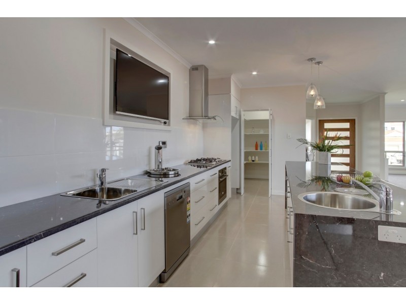 8 Southwater Drive, Port Lincoln SA 5606