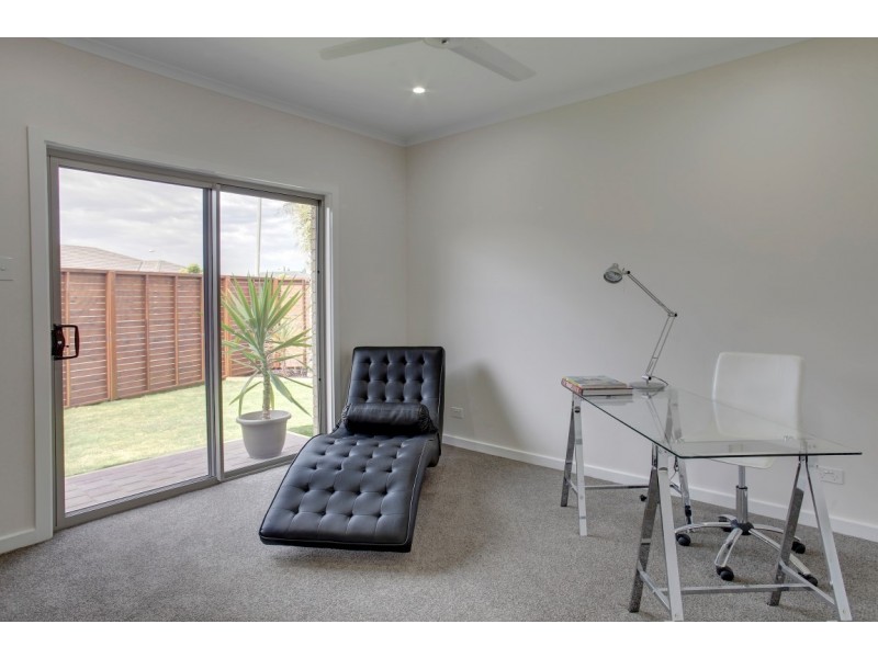 8 Southwater Drive, Port Lincoln SA 5606