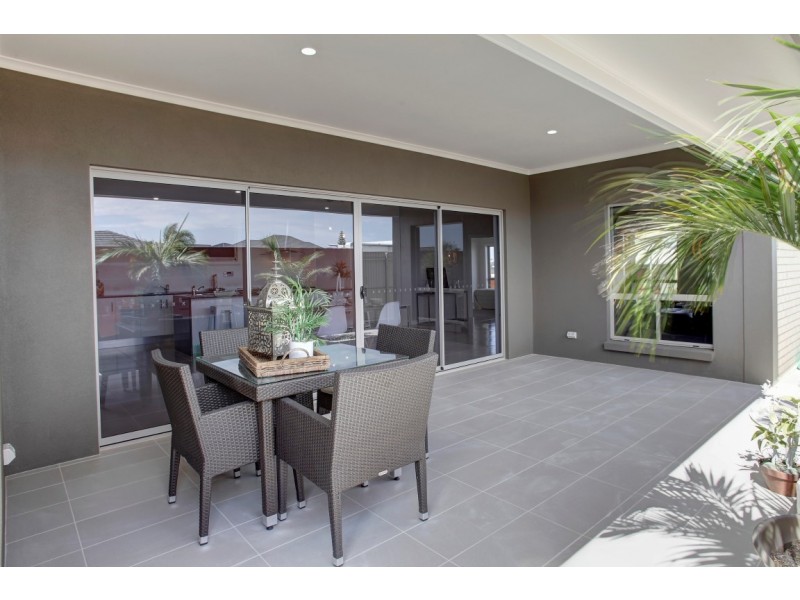 8 Southwater Drive, Port Lincoln SA 5606