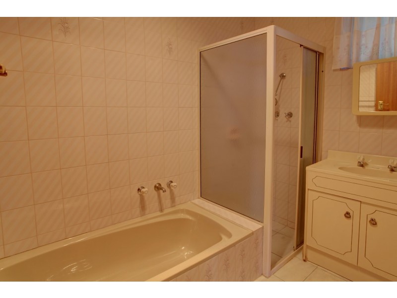 25 Freeman Avenue, Port Lincoln SA 5606