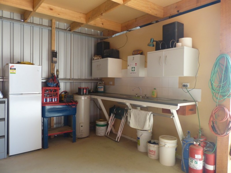 5 Schwarz St, Ceduna SA 5690