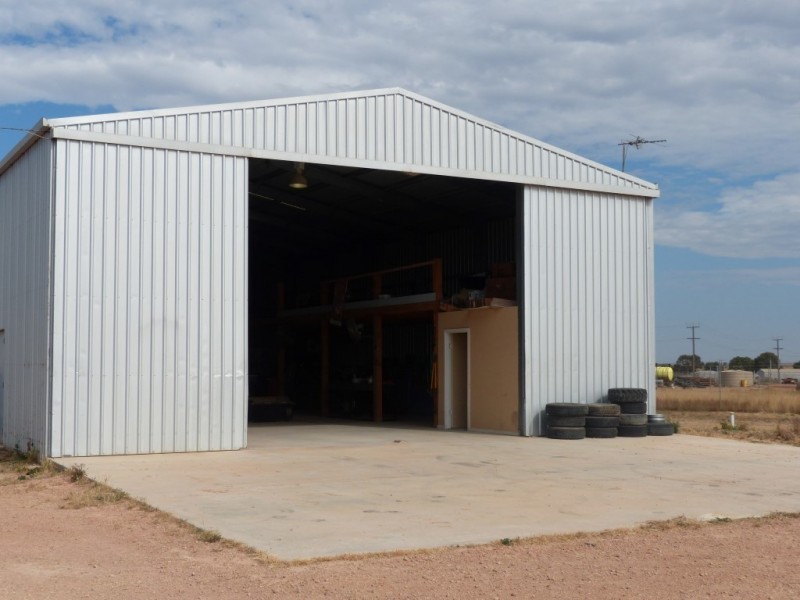 5 Schwarz St, Ceduna SA 5690