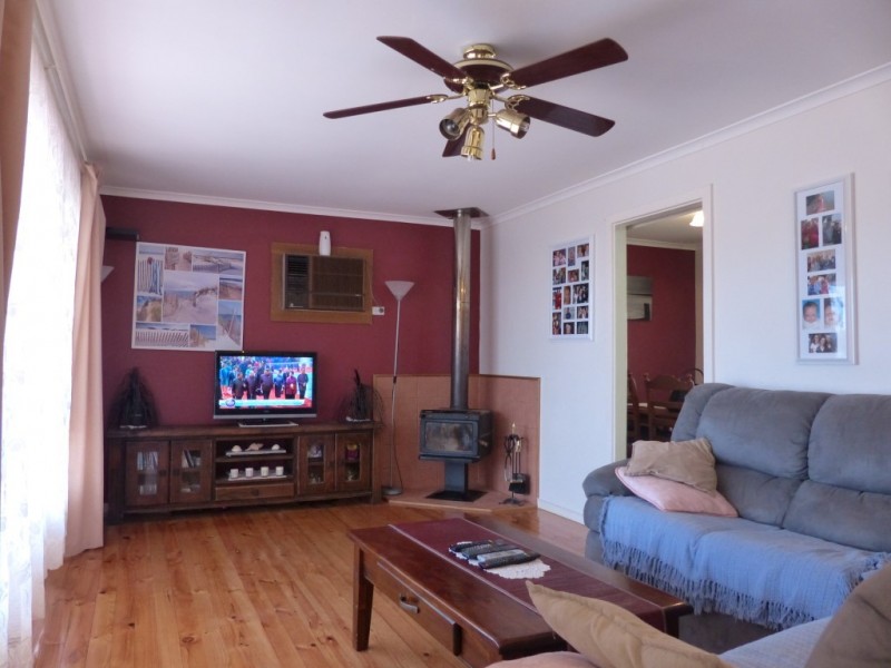 4 Chadwick Street, Ceduna SA 5690