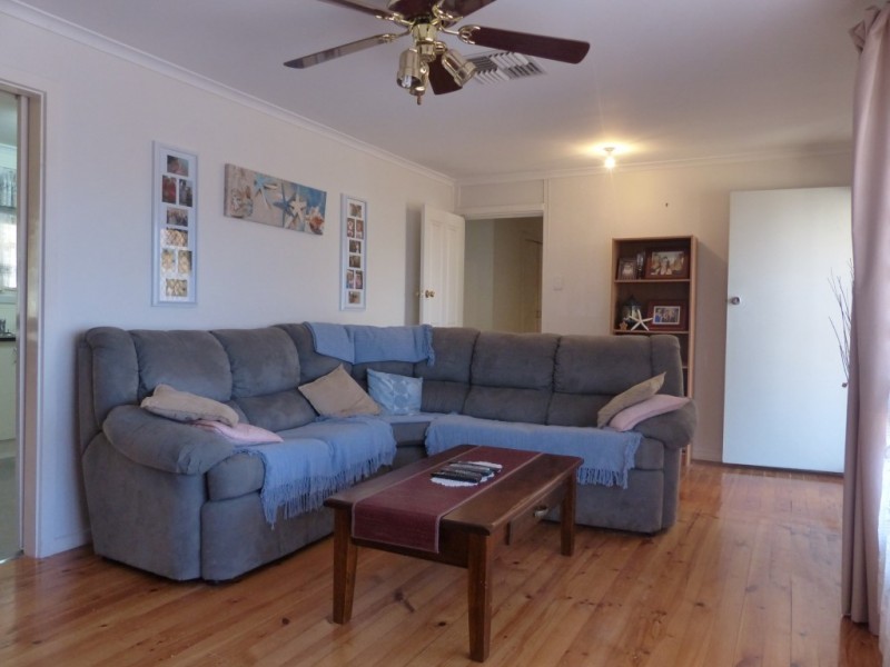 4 Chadwick Street, Ceduna SA 5690