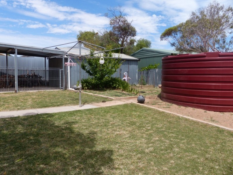 4 Chadwick Street, Ceduna SA 5690