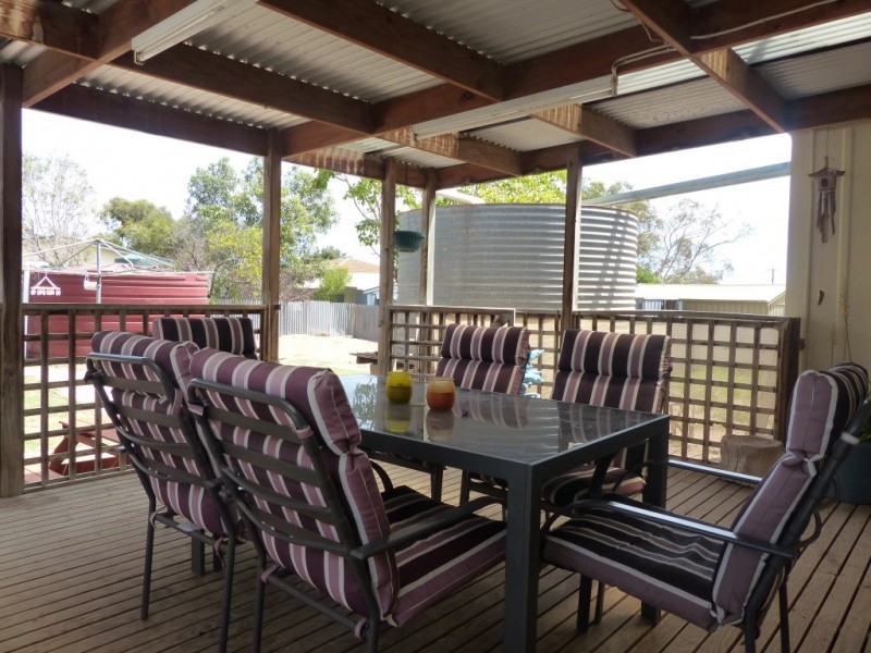 4 Chadwick Street, Ceduna SA 5690