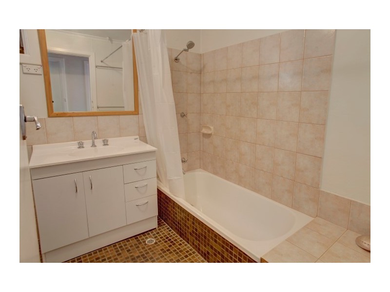 35 Milton Ave, Port Lincoln SA 5606