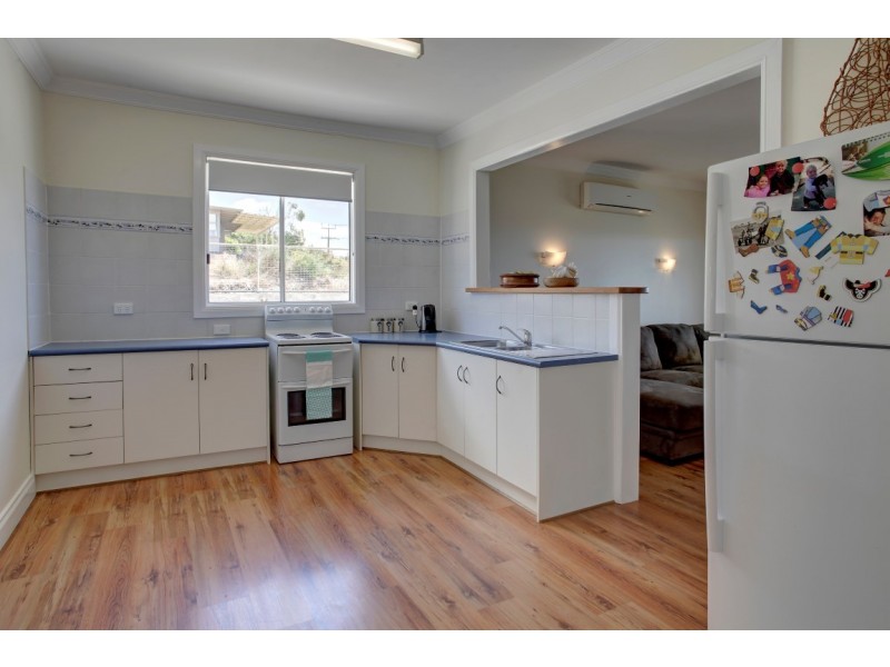 5 Dobbins Street, Port Lincoln SA 5606