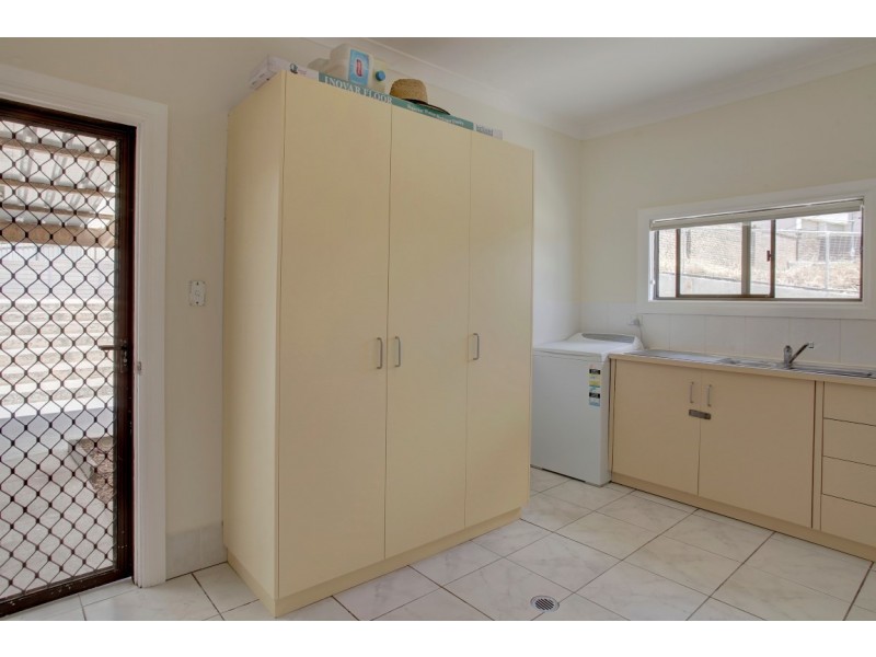 5 Dobbins Street, Port Lincoln SA 5606