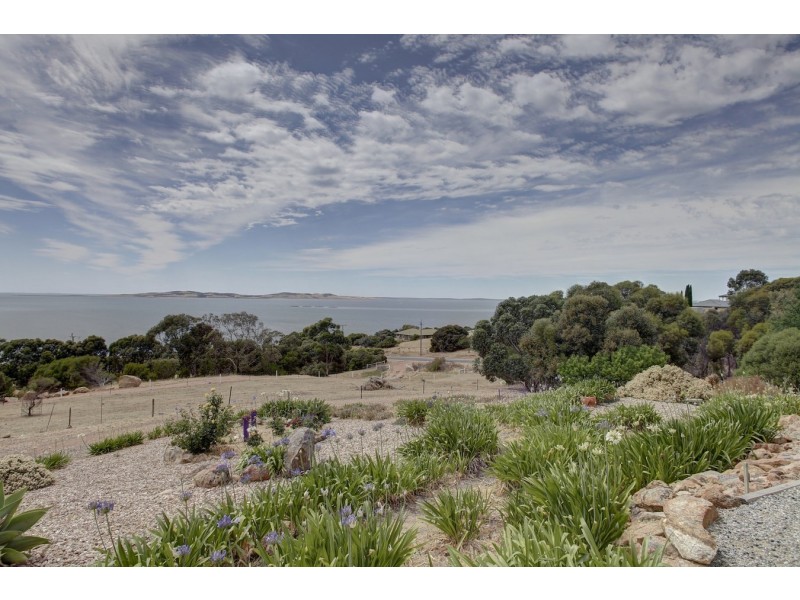 22-32 Howard Avenue, Boston SA 5607