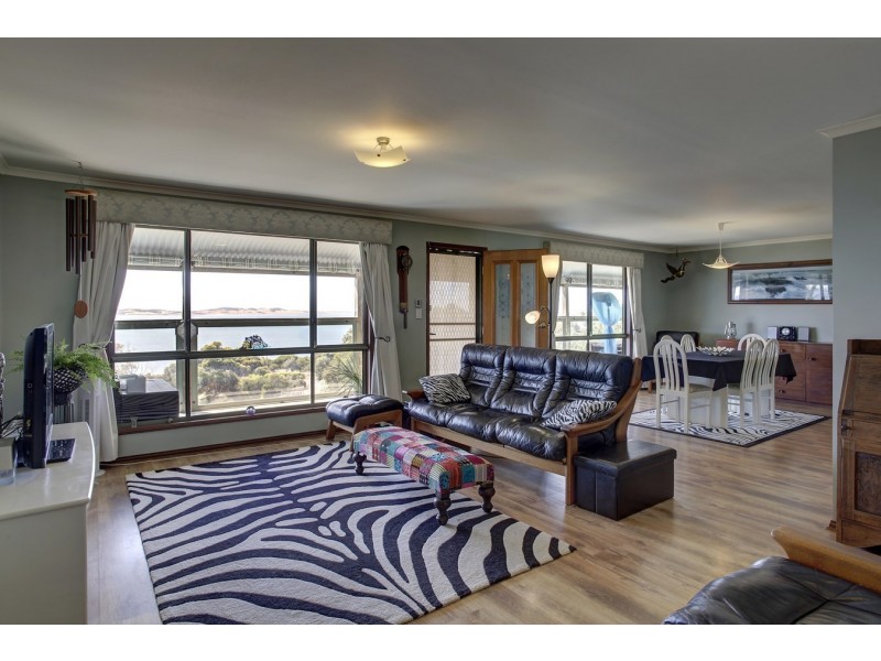 22-32 Howard Avenue, Boston SA 5607