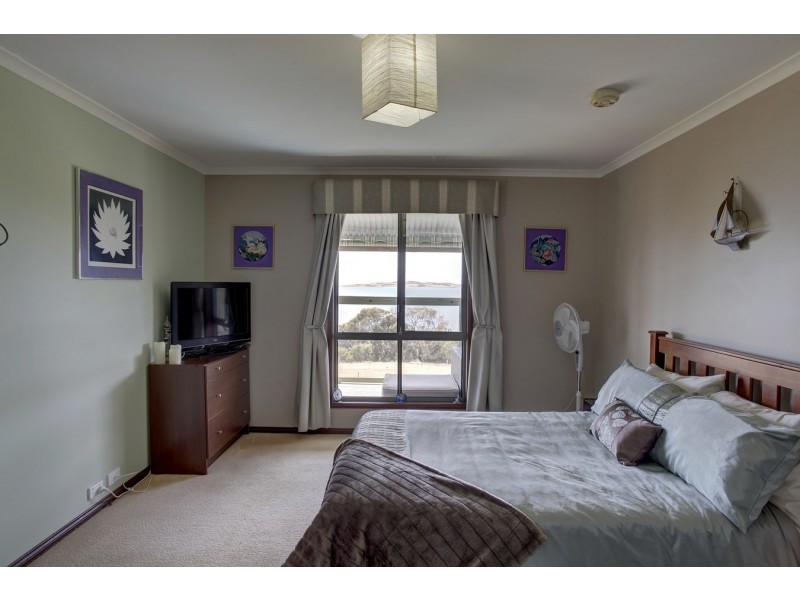 22-32 Howard Avenue, Boston SA 5607