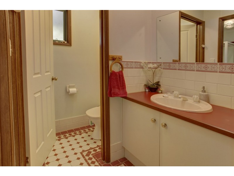 22-32 Howard Avenue, Boston SA 5607